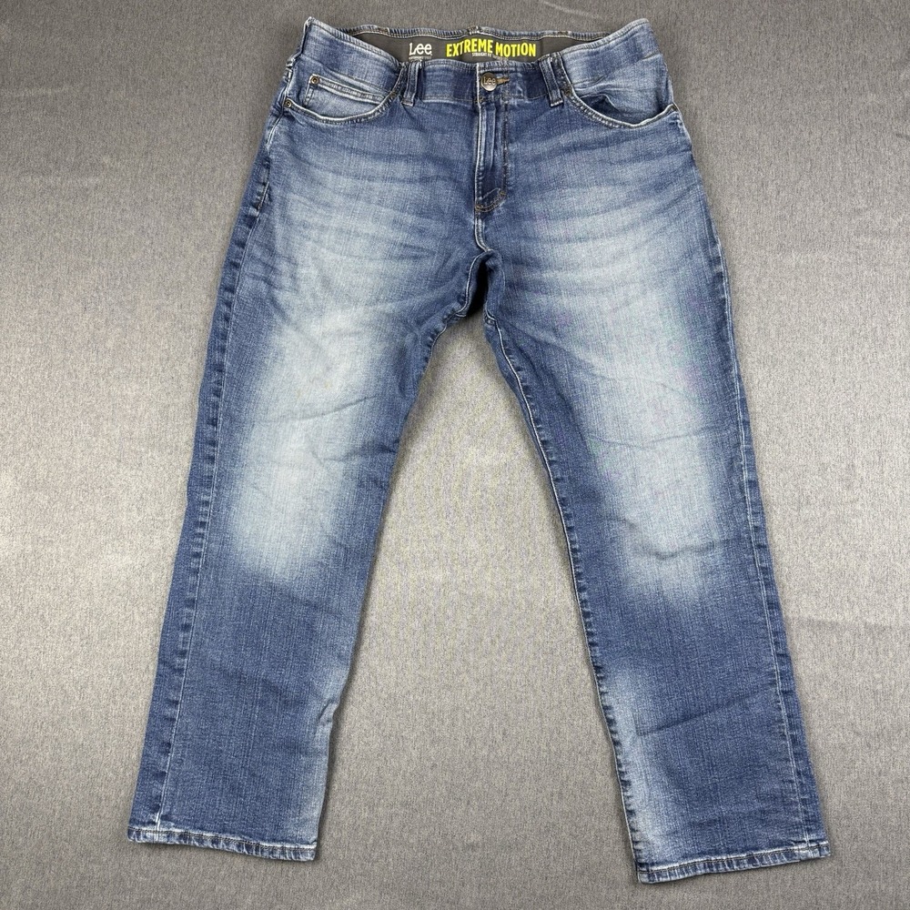 Lee Extreme Motion Jeans Mens 36x29 Straight Fit Faded Denim Stretch Stains